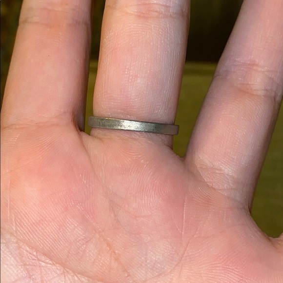 Ring - Picture 2 of 2